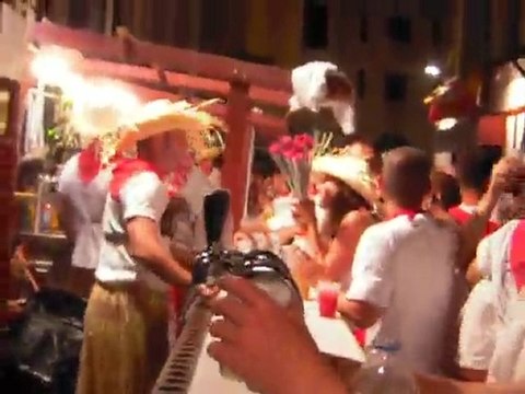 Fêtes de Dax 2010 Sangria gratuite la transhumence