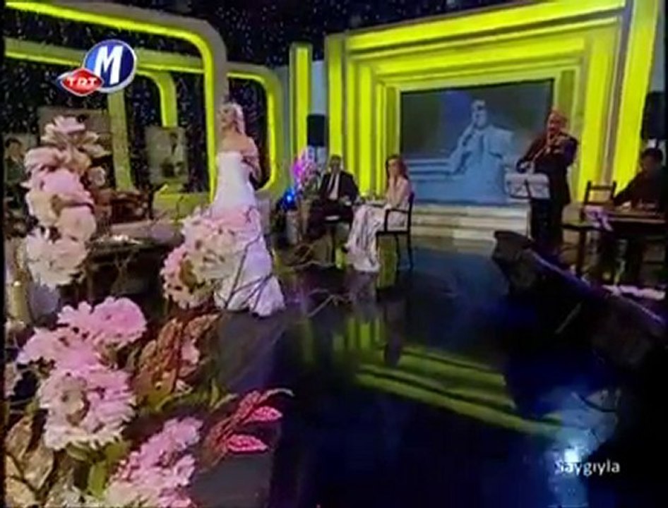 TUĞÇE PALA & SENİ AŞKSIZ BIRAKMAM