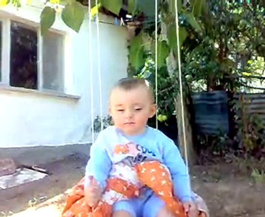 Salıncakta Uyuyan Eren