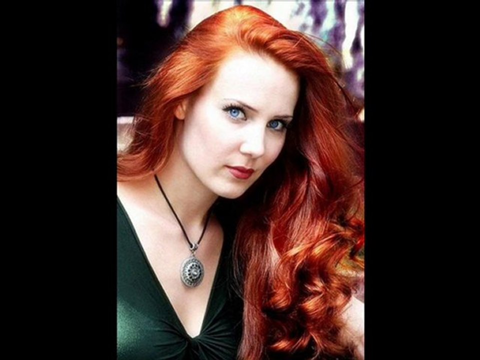 Simone Simons