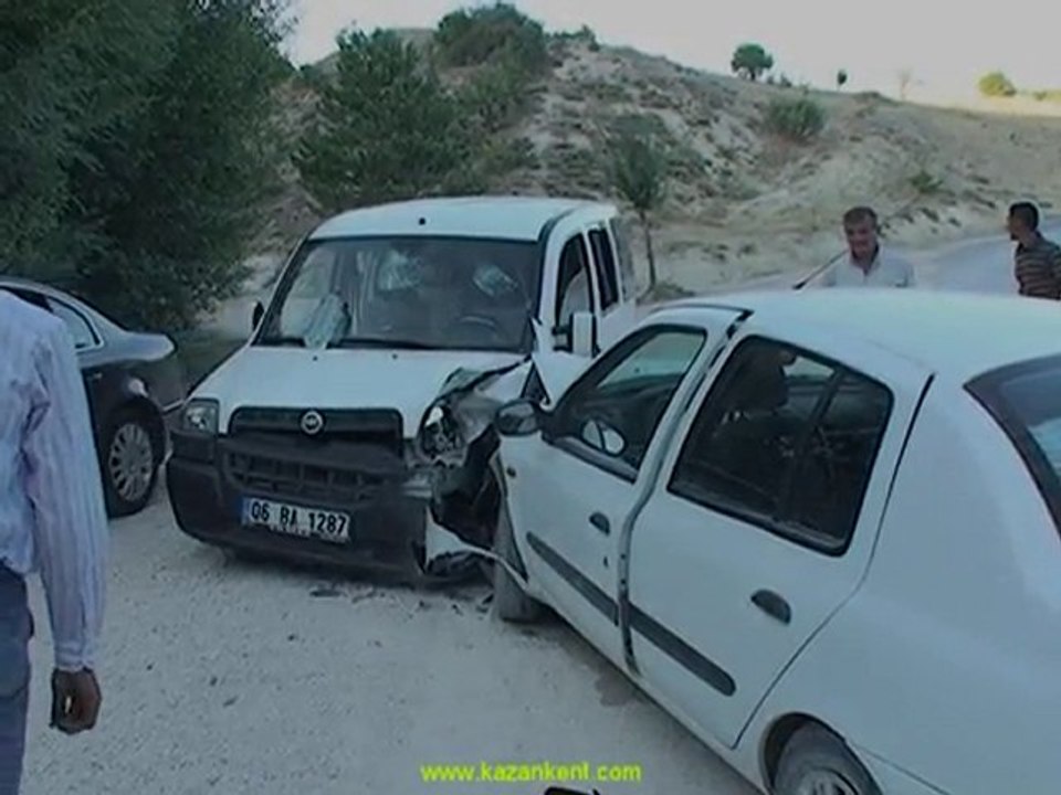 TRAFİK KAZASI 9 YARALI
