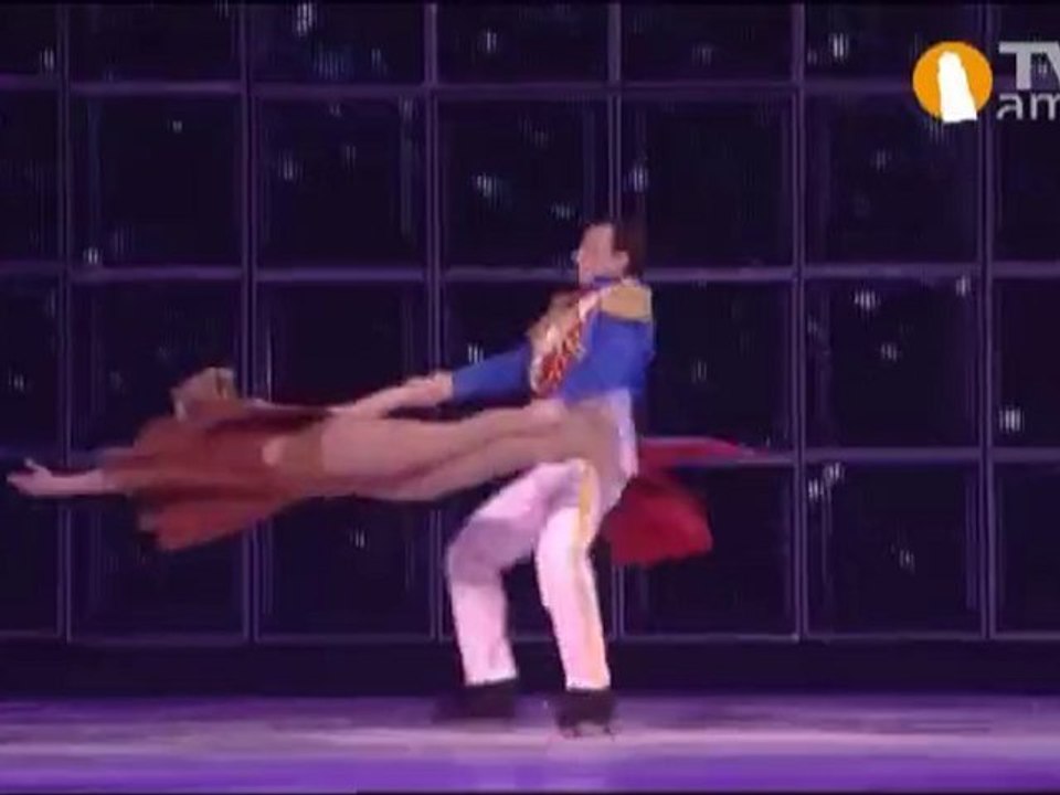 Philippe Candeloro dans Holiday on ice