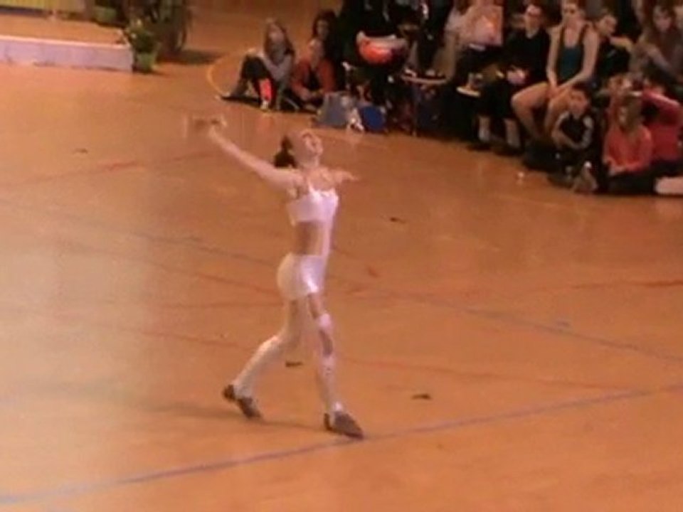 Twirling FFTB 1/4 finale N1 Cadette : Laurie Dupuis