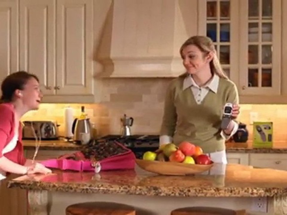 Model/Actress uses Straight Talk!