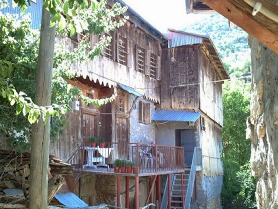 YEŞİLYURT KÖYÜ RESİMLERLE ANLATILAMAZ.