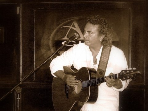 Jean Luc Nemours - Art Club Toulouse - les soirées rock 1/10