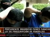 Presidente Mauricio Funes sanciona ley de proscripción de p