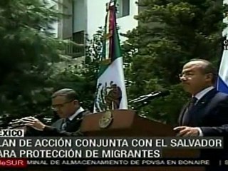 Calderón y Funes lanzan plan de protección a migrantes