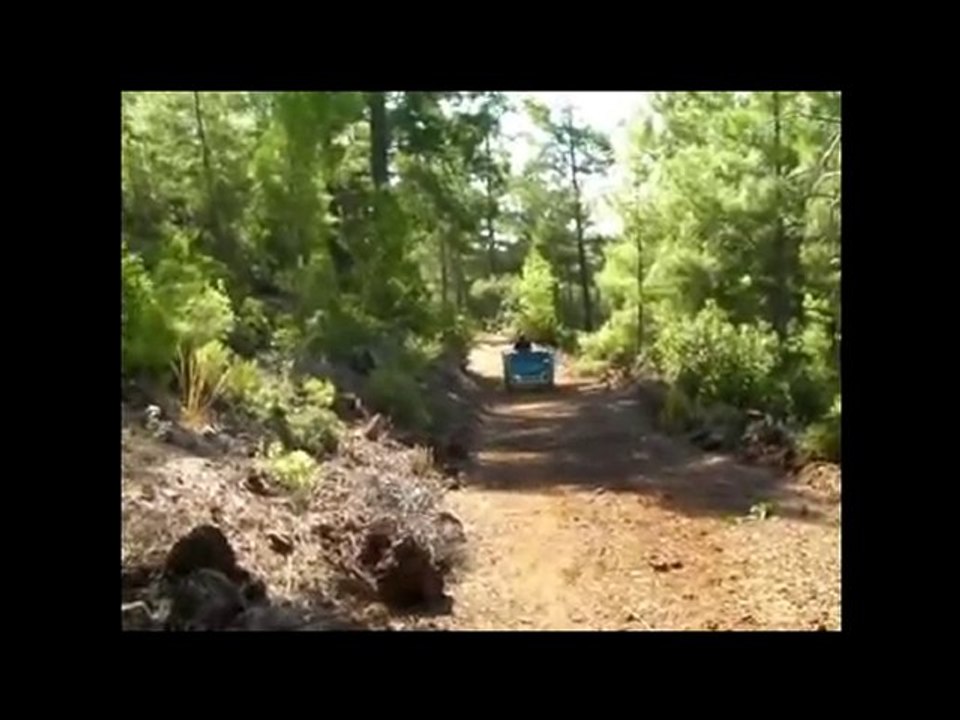 Anamur, Çataloluk Köyü. Su boruda vana değiştirmek