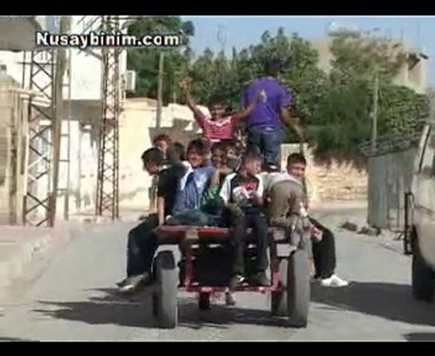 Nusaybin'de çocukların bayram eğlencesi