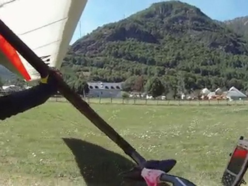 ATOS VR FRANCOIS FOURMENT Luchon atterrissage 10 sep 2010