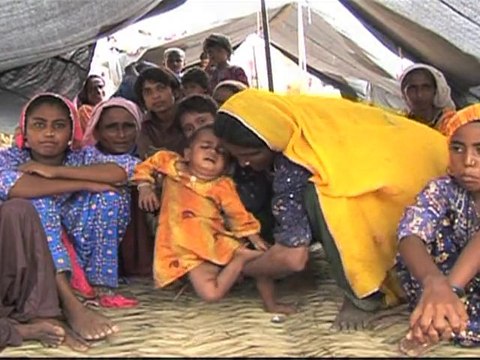 Pakistan flood overshadows Eid