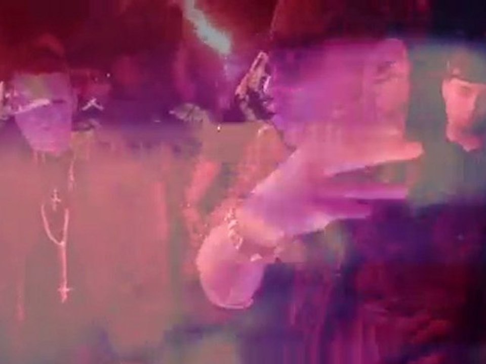 Baby Rasta y Gringo - Caminando en Fuego Remix