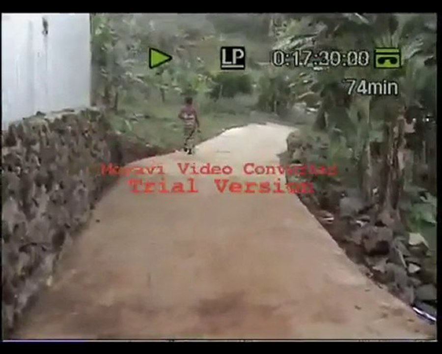 Village de GNAMBENI Badjini Comores (video 4)