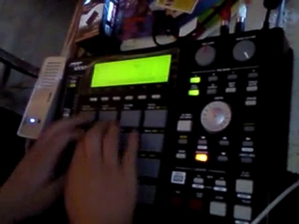 MONTAGEM AQUECIMENTO MC LIKINHA VS DJ MORENO