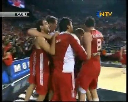 Turquie 83- Serbie 82 demi finale Fiba 2010