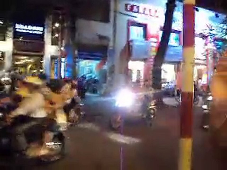 Feux d'artifice à Saigon