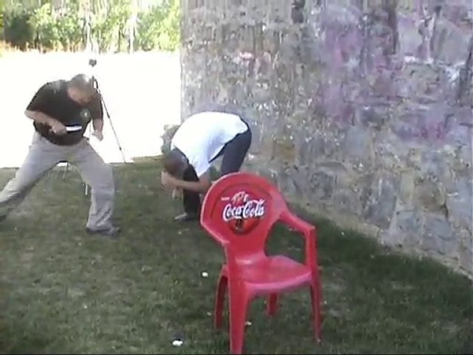 KRAV MAGA NAVARRA EN  LA CALLE / KRAV MAGA SECURITY/