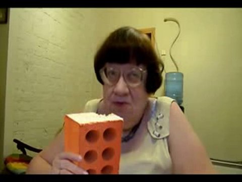 Новодворская ест кирпич