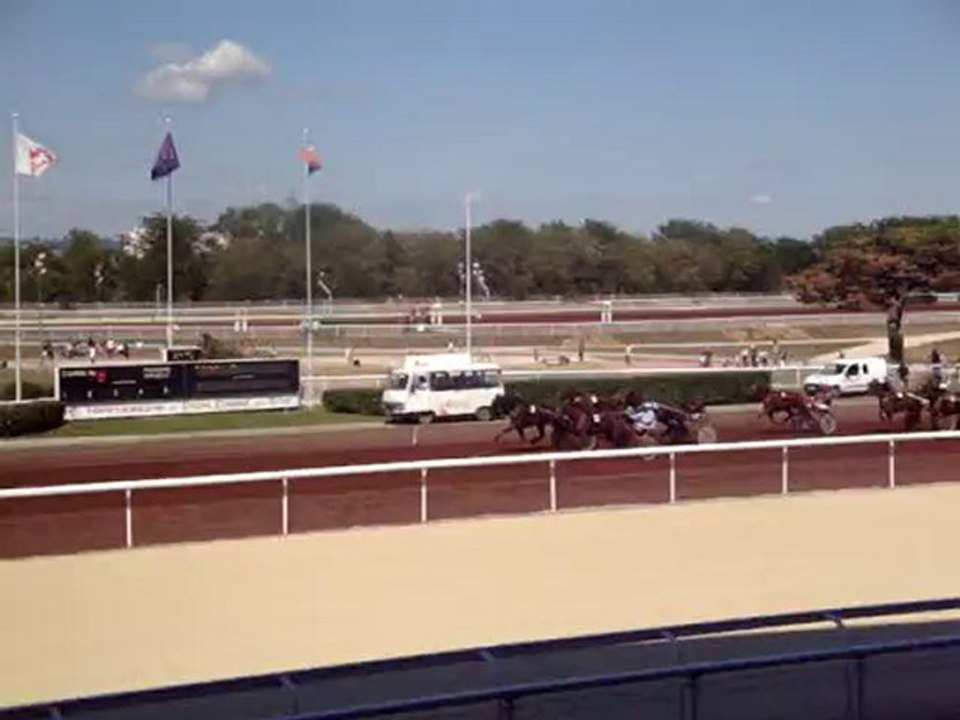 12/09/10 Lyon La Soie 8è course.