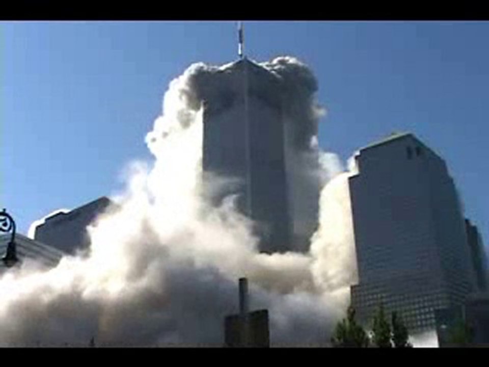 911 9h59 RARE Effondrement de la tour sud du WTC