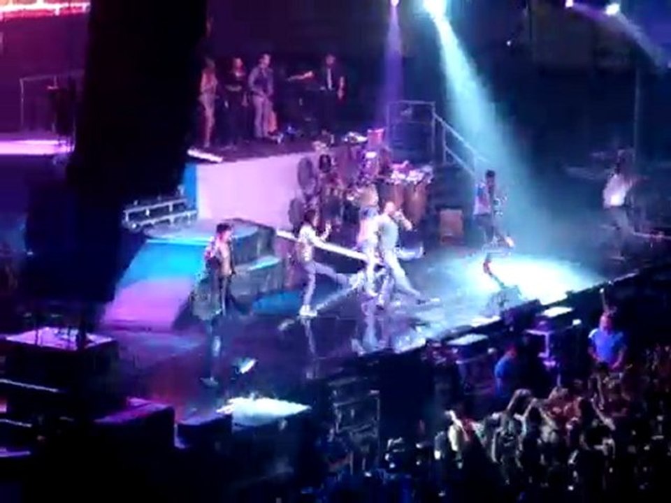 Besos en la boca...(CONCIERTO CHAYANNE EN GRANADA 11/9/2010)