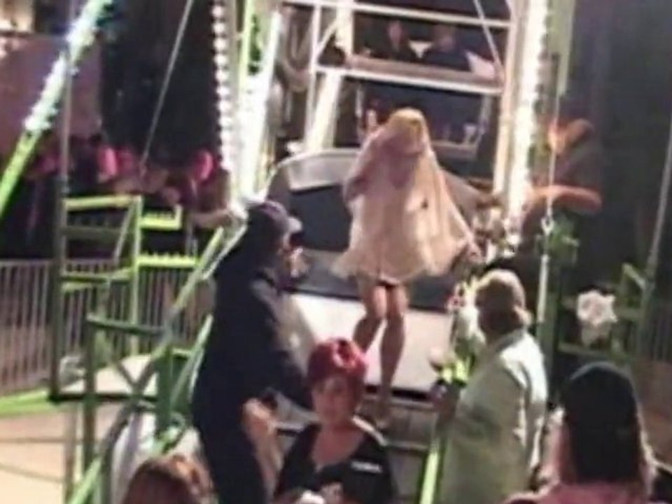 SNTV - Splash Celeb News Beat