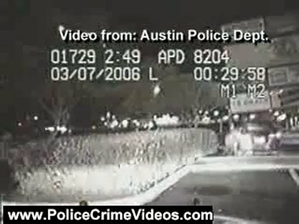 Texas Police Officer Dragged By Fleeing Car