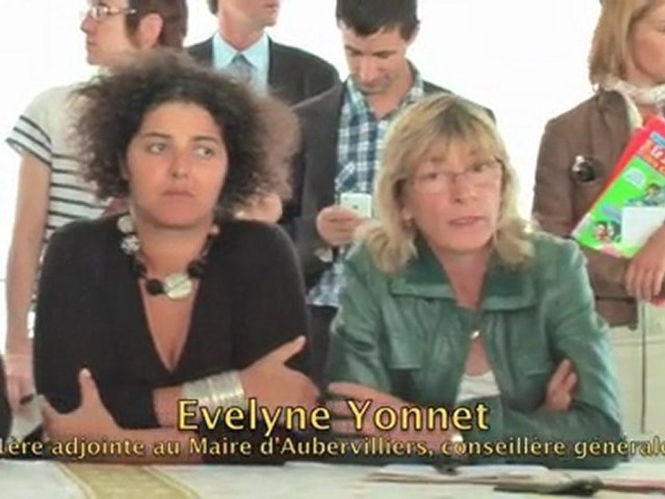 Visite du village d' insertion Roms à Aubervilliers