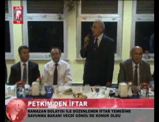 Petkim İftarına Vecdi Gönül Katıldı