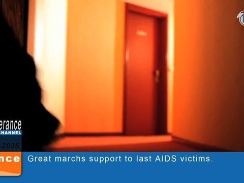 AIDES - vidéo CopsVsHIV-AIDES (par NotoleranceChannel)