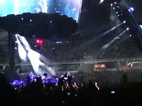 U2 - I Still Haven't Found What I'm Looking For (Athens)