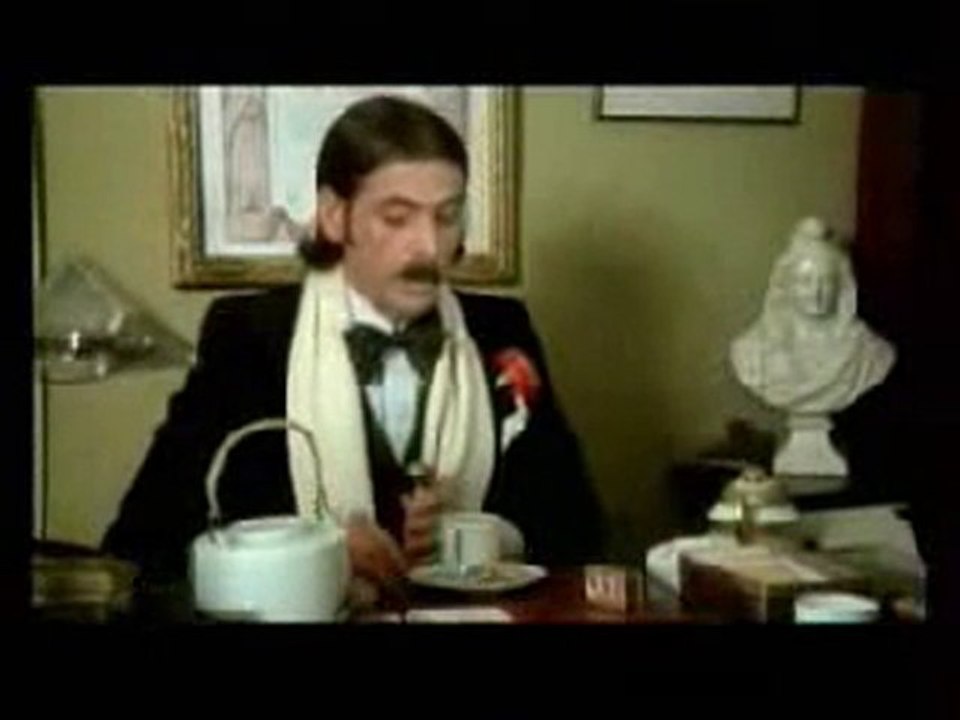 Folies bourgeoises, réalisé par Claude Chabrol en 1976