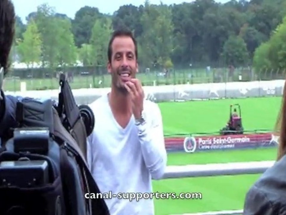 PSG : Noemi de Miguel rencontre Ludo Giuly avant Séville