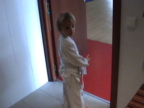 1er cours de judo: En tenue!