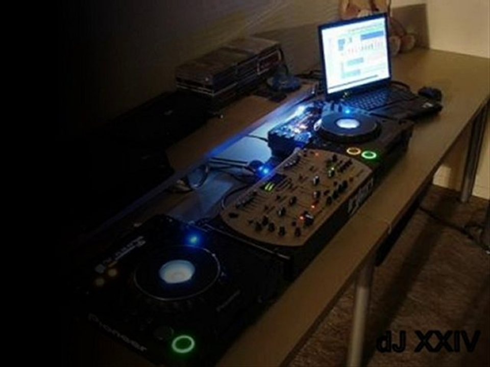 DJ XXIV 2010_0001