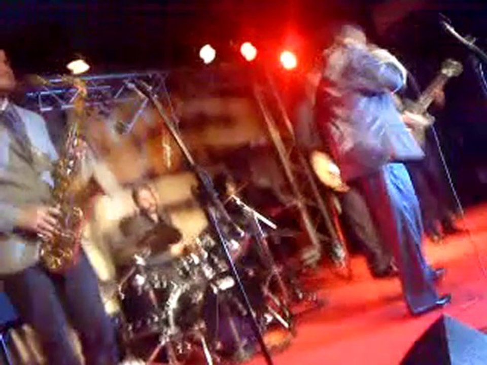 Lee Fields & The Expressions " Sunny "