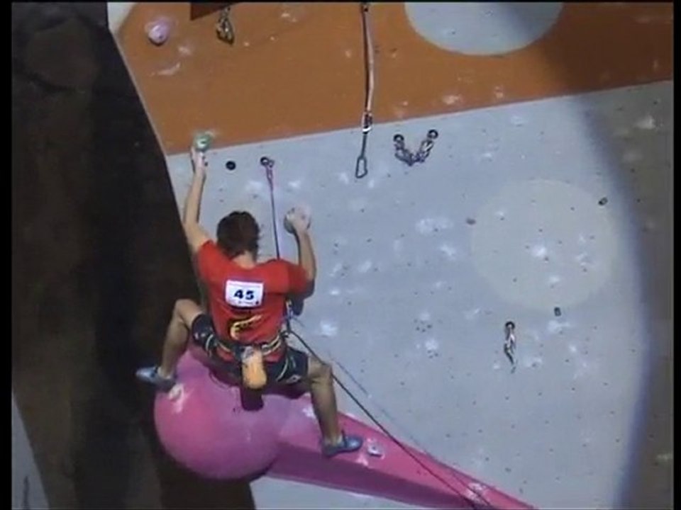 Finale minimes championnat du monde d'escalade 2010 - Loïc T