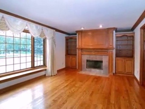 Homes for Sale - W154N10258 Regency Ct S - Germantown, WI 53