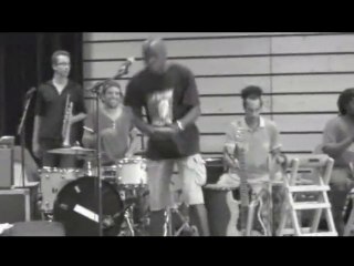 Walko feat Kiala Residence pour Soleil Bleu