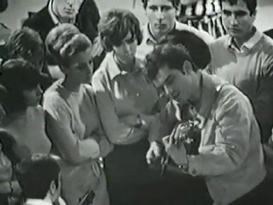 LUIGI TENCO - CUANDO / ME ESTOY ENAMORANDO DE TI