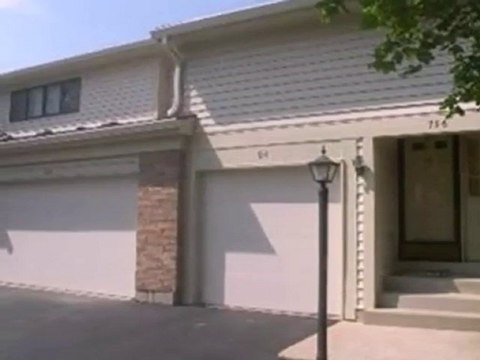 Homes for Sale - 736 Ascot Ct - Libertyville, IL 60048 - Col