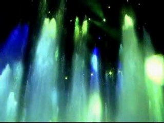 Macau casino dazzles with massive water show