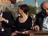 Hüsnü Şenlendirici ve Trio Chios - Gel Gel Kayıkçı