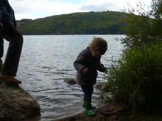 Pieds dans le Lac d'Issarles