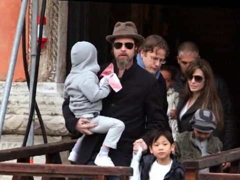 SNTV - Angie and Johnny Depp get steamy onscreen