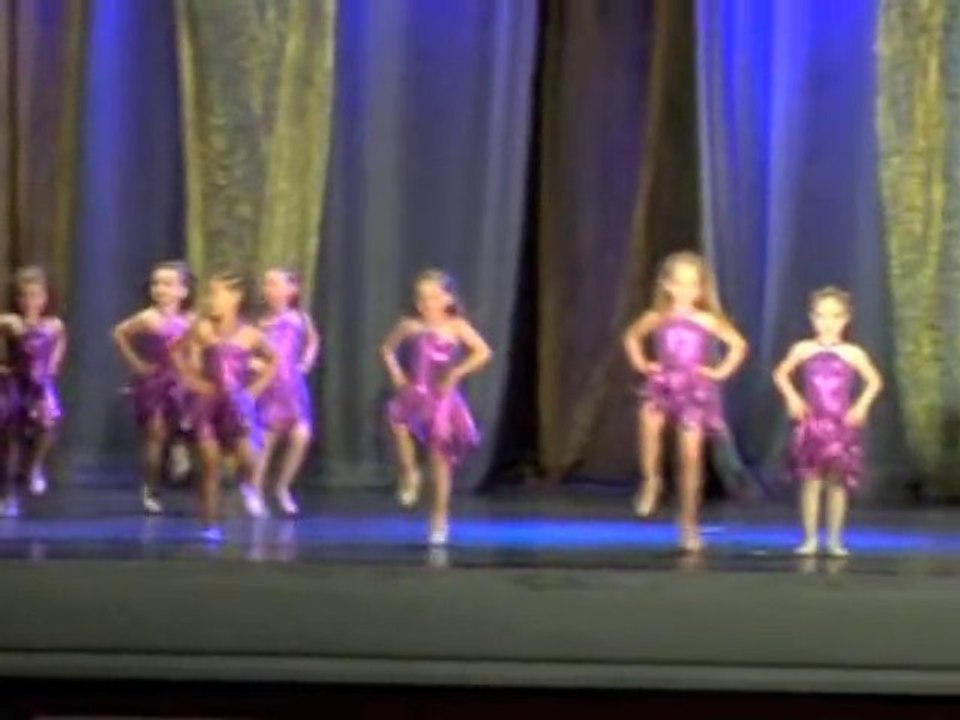 Baby 4/5 ans Dance jazz 2010 Monique Mufraggi