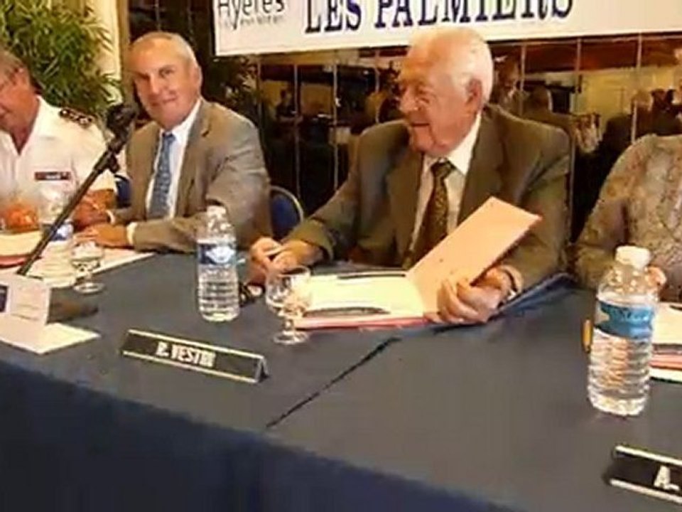 Port-Cros > Charte communes - PELAGOS  France