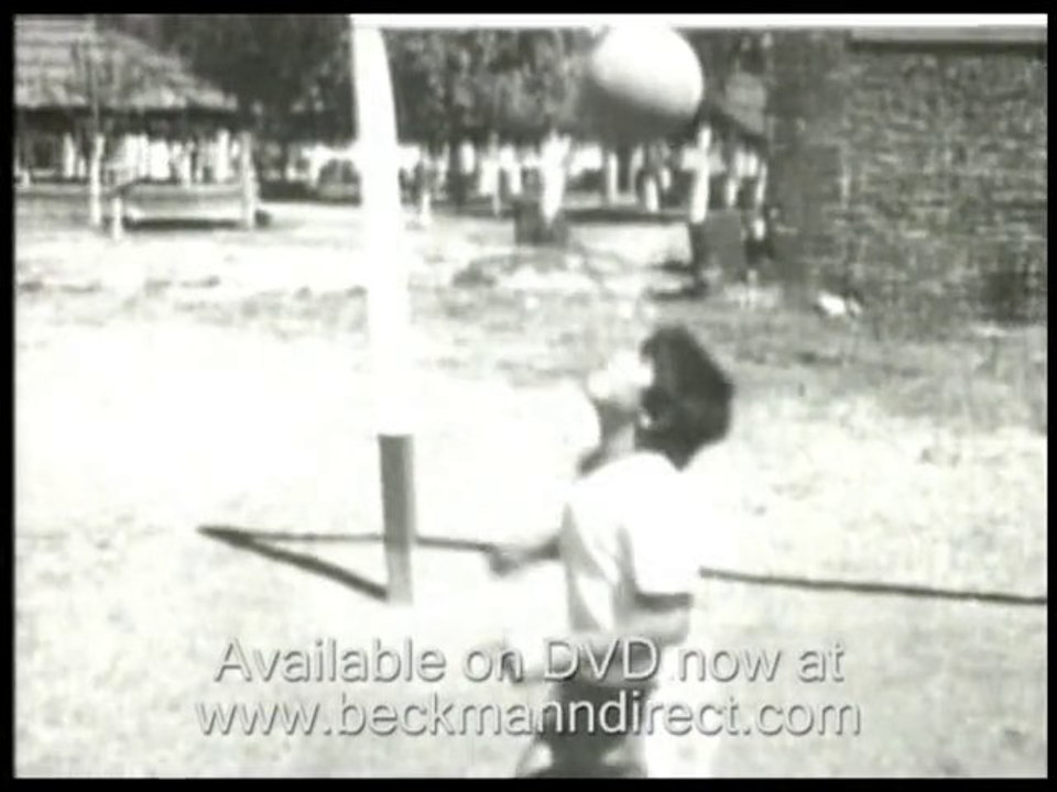 Young Diego Maradonna keepy ups, football, soccer, foot