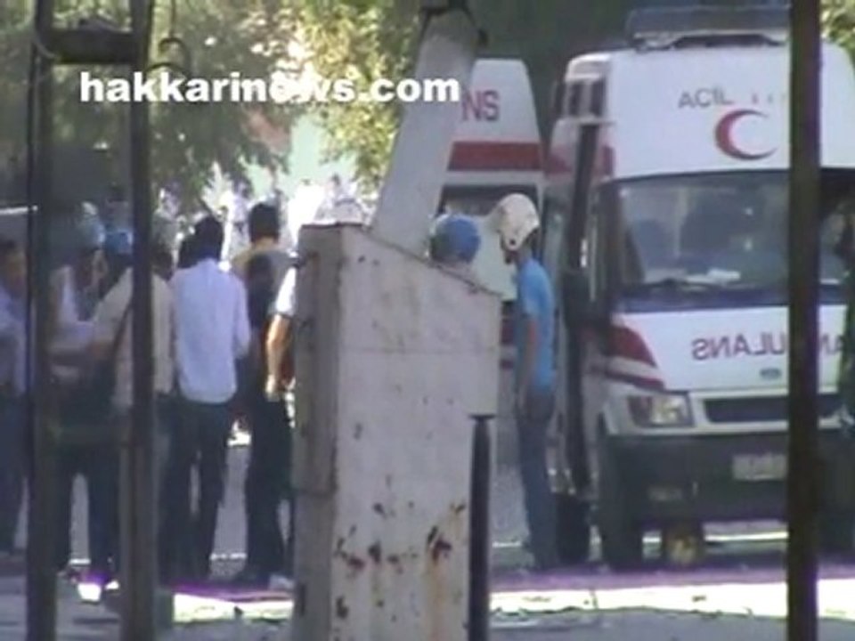 Yüksekova'da Patlama 10 Yaralı